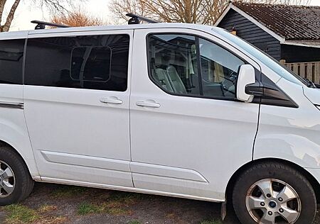 Ford Tourneo Custom