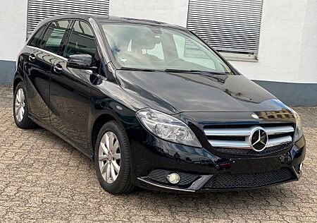 Mercedes-Benz B 180 CDI 160 *Navigation/Sitzheizung/2XPTS/Blue