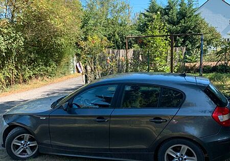 BMW 118i -