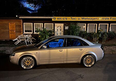 Audi A4 2.0 -