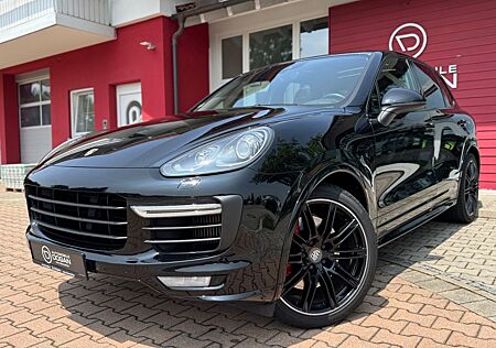 Porsche Cayenne GTS Pano*Sportabgas*Chrono*Bose*21-Zoll