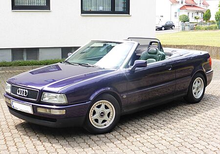 Audi Cabriolet 2,3  mit Klima und GIS Sitzen