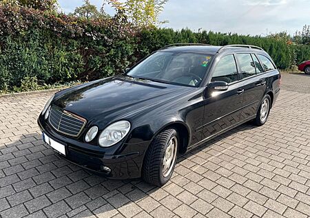 Mercedes-Benz E 200 KOMPRESSOR T CLASSIC