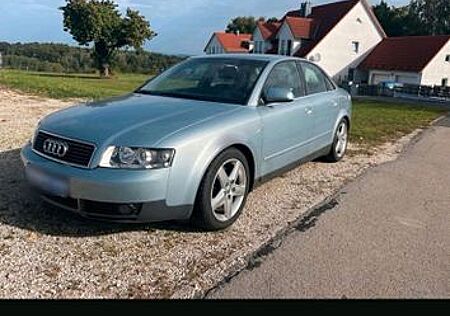 Audi A4 3.0 -