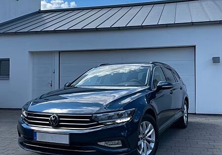 VW Passat Variant Volkswagen Business 2.0