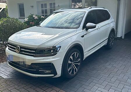 VW Tiguan Allspace Volkswagen R-Line VOLLAUSTATTUNG