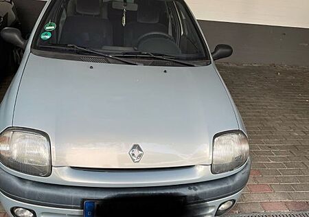 Renault Clio Maxi 1.2 Maxi