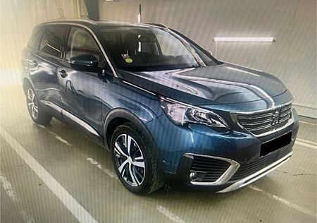 Peugeot 5008 BLUE HDI Allure 1.HD/7 SITZER/PDC/NAVI/TÜV