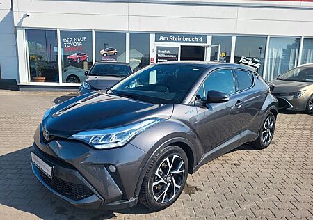 Toyota C-HR Hybrid Team D