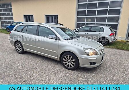 Toyota Avensis Kombi 1.8 Sol