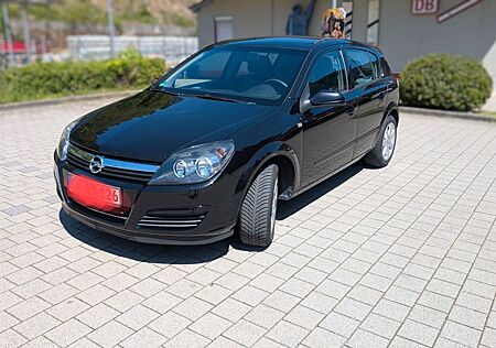 Opel Astra 1.6 Twinport 77kW -