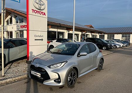 Toyota Yaris Hybrid Team D *Comfort- & Safety Paket*