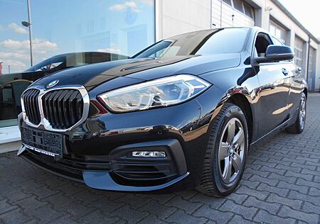 BMW 118iA F40 -LED-TEMPOMAT-PDC-SITZHEIZUNG-MFL-DAB-