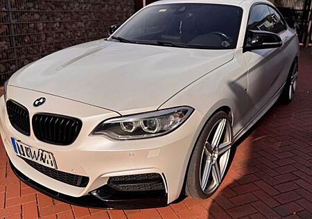 BMW M235i xDrive Steptronic Coupé Unfallfrei