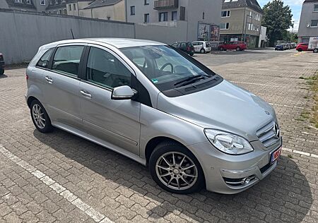 Mercedes-Benz B 180 CDI -
