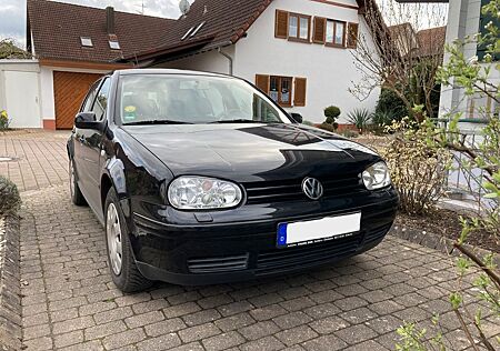 VW Golf Volkswagen 1.6 FSI