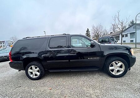 Chevrolet Suburban *V8*LTZ*4x4*Leder*7Sitze*TOM CRUISE