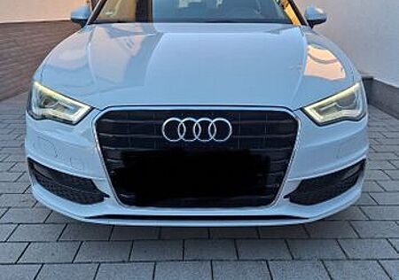 Audi A3 2.0 TDI S line Sportback S line 1. Hand