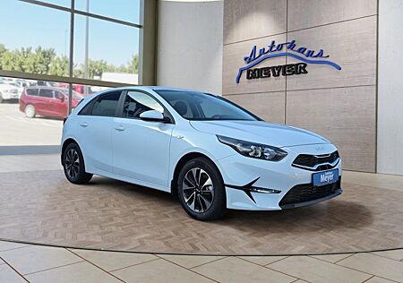 Kia Cee'd Ceed 1,5 T-GDI 16*Alu/Navi/Kamera/Winterp/Temp.