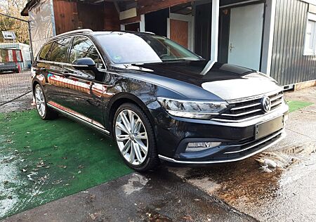 VW Passat Variant Volkswagen Elegance 190PS