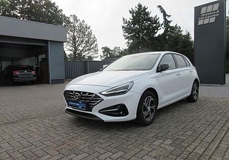 Hyundai i30 1.5T-GDi 48V 6iMT INTRO EDIT.+LED WINTERP 16