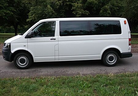 VW T5 Caravelle Volkswagen , langer Radstand, Rollstuhlfahrzeug