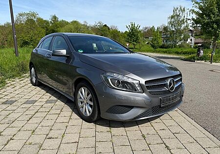 Mercedes-Benz A 180 BlueEFFICIENCY -