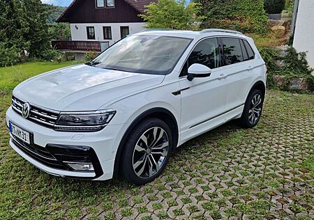 VW Tiguan Volkswagen 2.0 TDI SCR 140kW DSG 4MOTION R-Line