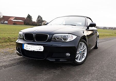 BMW 120i Cabrio Carbonschwarzmetallic Sport edition