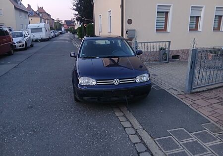 VW Golf Volkswagen 4 1.4l 75 PS Basis TÜV AU NEU 8/2027