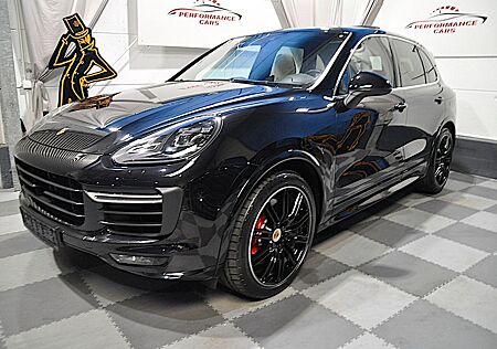 Porsche Cayenne Turbo-PANORAMA-INDIVIDUAL