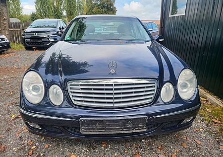Mercedes-Benz E 240 ELEGANCE Benzin Vollausstattung