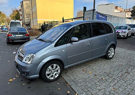 Opel Meriva Edition 1,6 Benzin,Erst 34 TKM Gelaufen