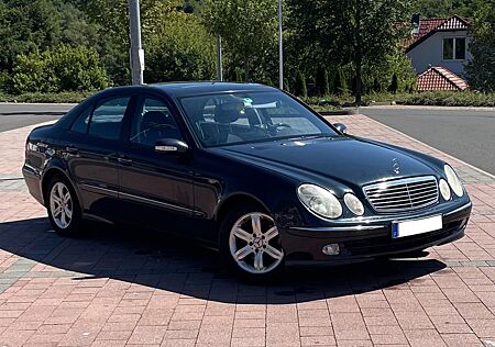 Mercedes-Benz E 220 CDI Avantgarde, mit Tüv, AHK,SHZ und Tempo