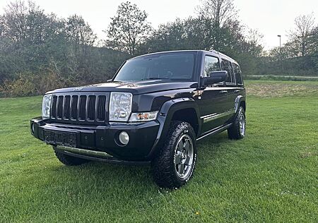 Jeep Commander Limited 3.0 Schwarze Innenausstattung