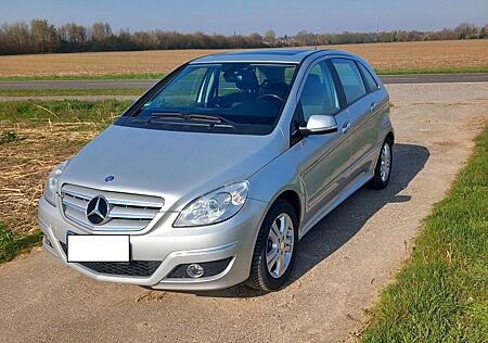 Mercedes-Benz B 150 BlueEFFICIENCY -