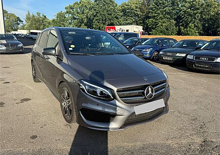Mercedes-Benz B 200 CDI*AMG*TÜV NEU*KLIMA*PANODA*NAVI*PDC*SHZ*