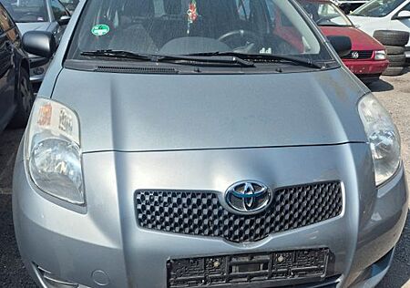 Toyota Yaris Luna