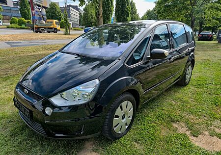 Ford S-Max 2.0i"KLIMAAUTO."PDC 2X"PANORAMA"TÜV 06/26