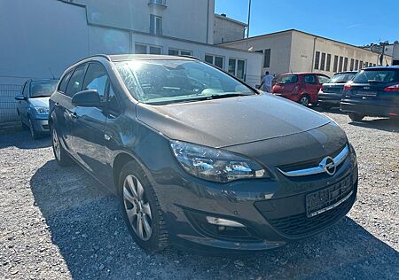 Opel Astra J Sports Tourer Style 165 PS KLIMA NAVI SH