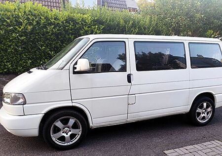 VW T4 Caravelle Volkswagen 2.0 Standard
