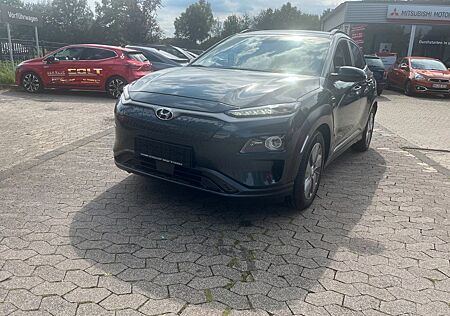 Hyundai Kona Premium Elektro 2WD