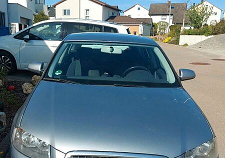 Audi A3 1.6 FSI Attraction Sportback Attraction