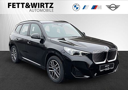 BMW iX1 eDrive20 M Sport|Head-Up|DrivingAss.+