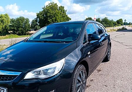 Opel Astra Sports Tourer 1.4 T ecoFLEX Sport