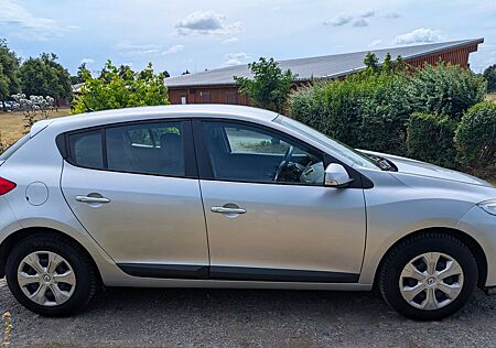 Renault Megane 1.6l seit 2015 in 2.Hand, werkstattgepfl.