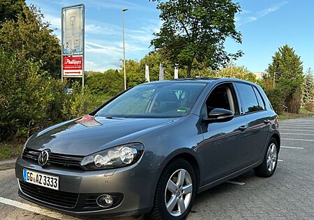 VW Golf Volkswagen 1.6 TDI Style