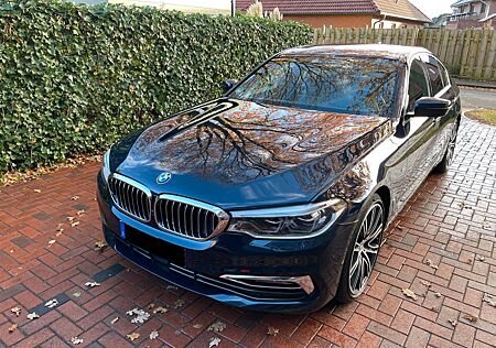 BMW 540d xDrive - Navi, Standheizung, AHK, Bowers W.