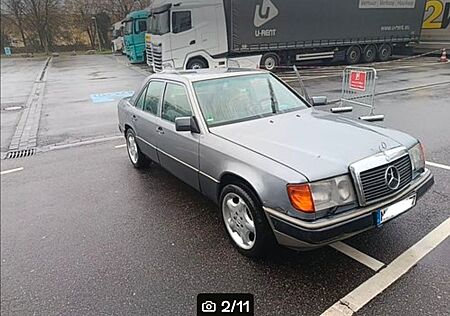 Mercedes-Benz 300