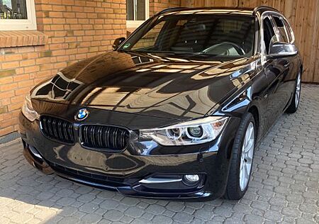 BMW 318d Touring Sport Line